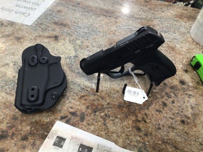 RUGER EC9S 9MM LUGER (9x19 PARA)