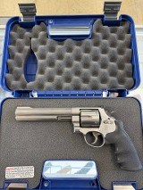 SMITH & WESSON 629 CLASSIC .44 MAGNUM - 2 of 3