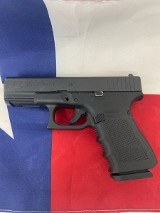 GLOCK G23 GEN 4 .40 S&W - 1 of 3