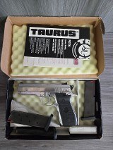 TAURUS PT 945
.45 ACP - 1 of 3 TAURUS PT 945
.45 ACP - 1 of 3