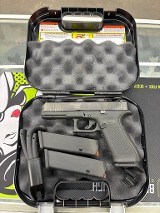 GLOCK 17 GEN 5 9MM LUGER (9x19 PARA) - 1 of 3