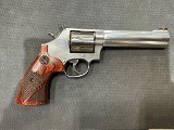 SMITH & WESSON 686-6 .357 MAG - 2 of 2