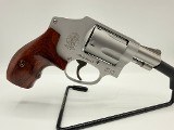 SMITH & WESSON 642 LADYSMITH .38 S&W - 2 of 3