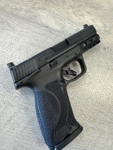 SMITH & WESSON M&P 10MM 10MM - 2 of 3