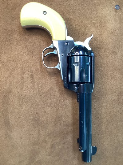 RUGER VAQUERO BIRDS HEAD .44 rem mag