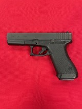 GLOCK G17 GEN 1 9MM LUGER (9x19 PARA) - 3 of 3