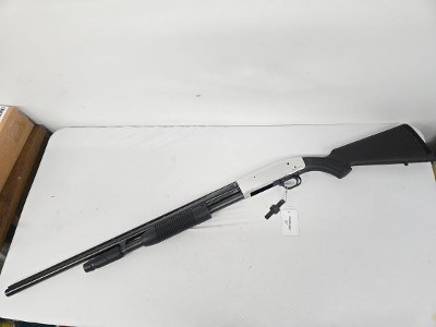 MOSSBERG Maverick w/Flashlight, Polished 12 GA