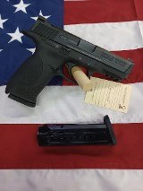 SMITH & WESSON MP9 9MM LUGER (9x19 PARA) - 1 of 2