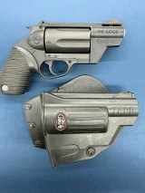 Taurus Judge Public Defender .45 LC/.410 GA - 1 of 3