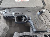 SPRINGFIELD ARMORY XDM Compact .40 S&W - 2 of 3