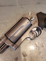 TAURUS JUDGE .45 LC/.410 GA - 3 of 3