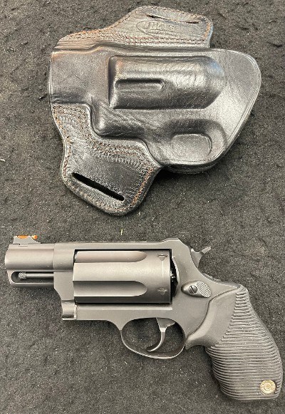 TAURUS The Judge Magnum .45 ACP/.410 GA