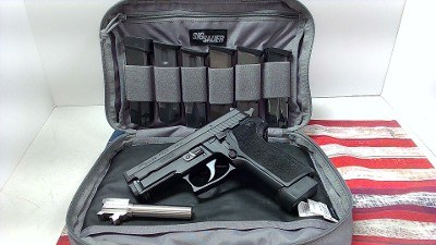 SIG SAUER P229 ELITE - .40S&W/9mm Luger - 7 mags, leather holster .40 S&W