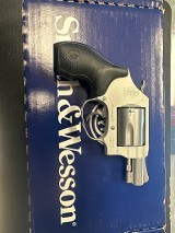SMITH & WESSON 637 .38 SPL +P - 2 of 3