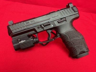HECKLER & KOCH VP9 9MM LUGER (9x19 PARA)