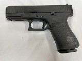 GLOCK 19 GEN 5 9MM LUGER (9x19 PARA) - 1 of 3