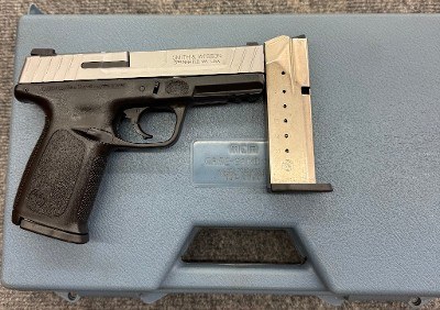 SMITH & WESSON SD40 VE .40 S&W