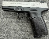 SMITH & WESSON SD40 VE .40 S&W - 3 of 3