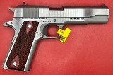 COLT 1911 Classic Government .38 SUPER - 2 of 3