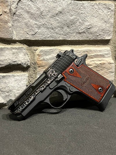 SIG SAUER P938 9MM LUGER (9x19 PARA)