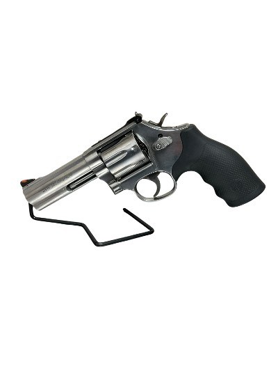 SMITH & WESSON 686-6 .357 MAG