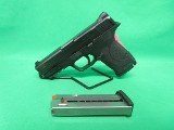 SMITH & WESSON M&P9 SHIELD EZ 9MM LUGER (9x19 PARA) - 1 of 3