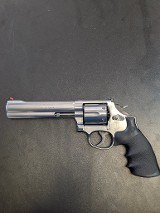 SMITH & WESSON 686-5 .357 MAG - 1 of 3