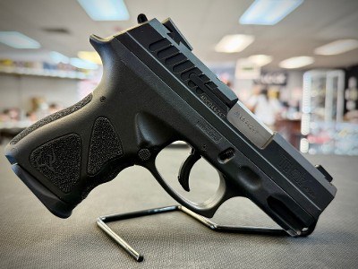 TAURUS THC .40 S&W