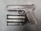GLOCK 17 GEN 5 9MM LUGER (9x19 PARA) - 1 of 3
