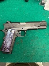 TAURUS 1911 .45 ACP - 1 of 2