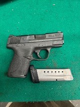 SMITH & WESSON M&P SHIELD 9MM LUGER (9x19 PARA) - 1 of 2