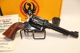 RUGER NEW MODEL BLACKHAWK .38-40 WIN - 2 of 3