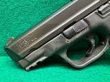 SMITH & WESSON M&P40 COMPACT .40 S&W - 3 of 3