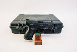 SPRINGFIELD ARMORY XD-M COMPACT .40 S&W - 2 of 3