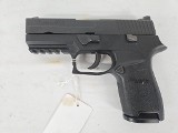SIG SAUER P250 w/Magazine 9MM LUGER (9x19 PARA)