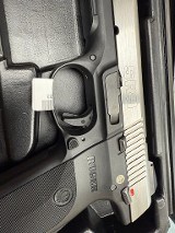 RUGER SR9 9MM LUGER (9x19 PARA) - 2 of 3