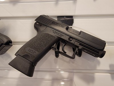 HECKLER & KOCH USP45C .45 ACP