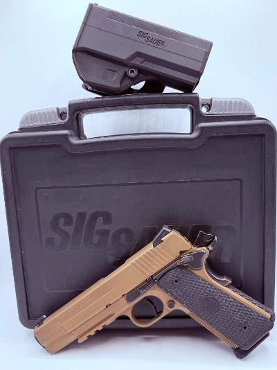 SIG SAUER 1911 .45 ACP