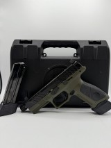 BERETTA APX 9MM LUGER (9x19 PARA) - 1 of 3