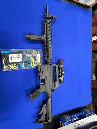 MOSSBERG 715T .22 LR