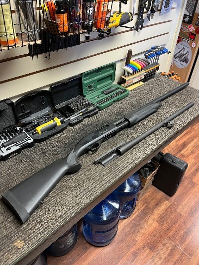 WEATHERBY P-08 Two barrels
12 GA
