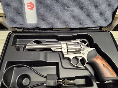 RUGER GP100 22LR .22 LR