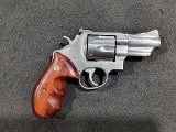 SMITH & WESSON 657-5 .41 REM MAG - 1 of 3