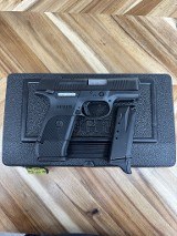 RUGER SR40C .40 S&W - 1 of 3