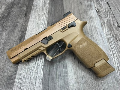 SIG SAUER M17 9MM LUGER (9x19 PARA)