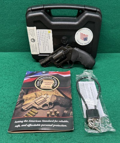 CHARTER ARMS PIT BULL 9MM LUGER (9X19 PARA)