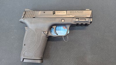SMITH & WESSON M&P9 SHIELD EZ M2.0 9MM LUGER (9x19 PARA)