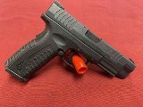 SPRINGFIELD ARMORY XDM-40 XDM 40 4.5 FULL SIZE 40 S&W .40 S&W - 2 of 3
