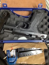 BERETTA PX4 Storm .40 S&W - 3 of 3