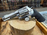 SMITH & WESSON 460V .460 S&W MAGNUM - 2 of 3